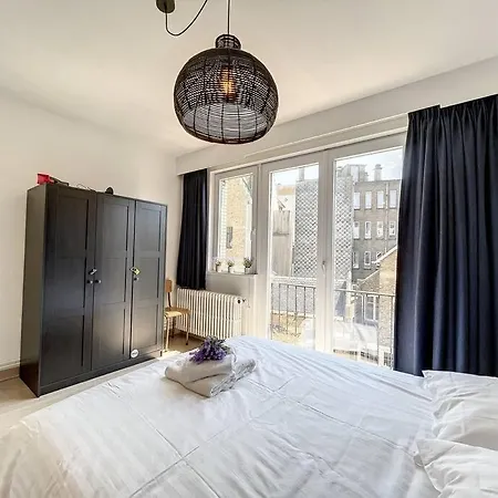 8660 - Flat Cecile In Apartment *