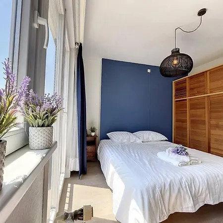 8660 - Flat Cecile In Apartman *